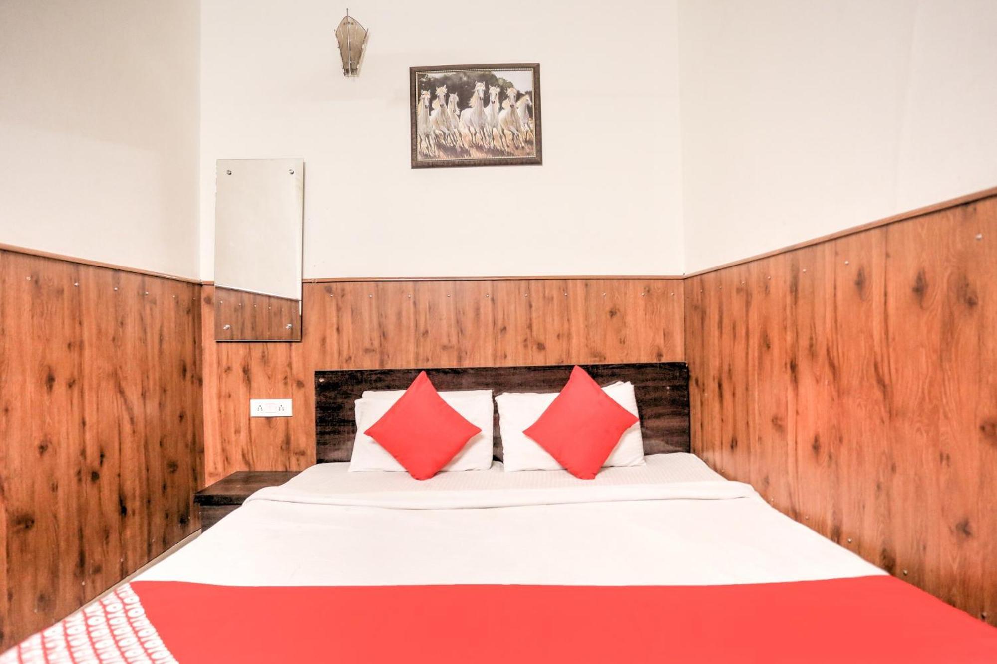 Hotel O Shri Sai Guest House Delhi  Dış mekan fotoğraf