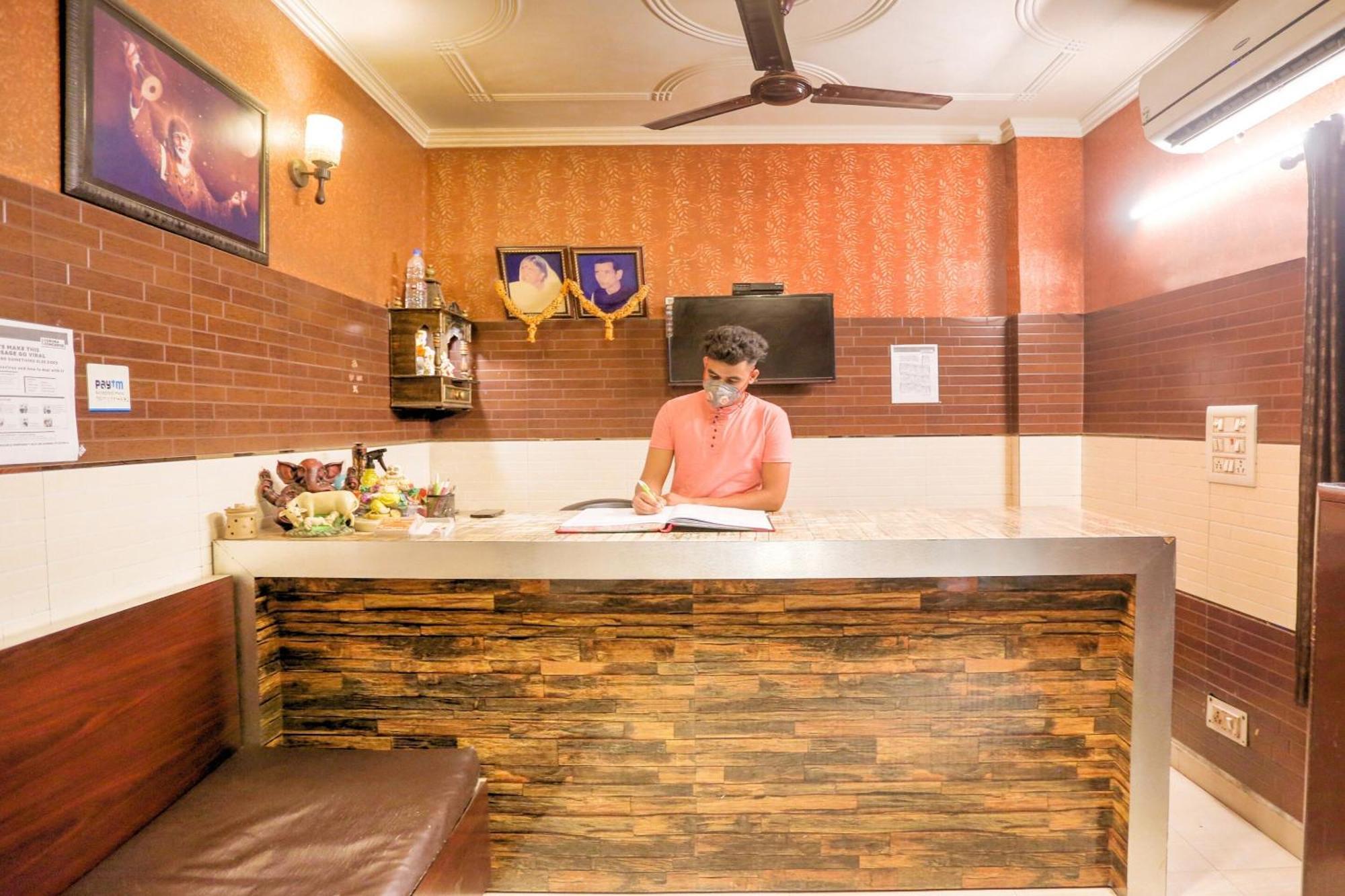 Hotel O Shri Sai Guest House Delhi  Dış mekan fotoğraf
